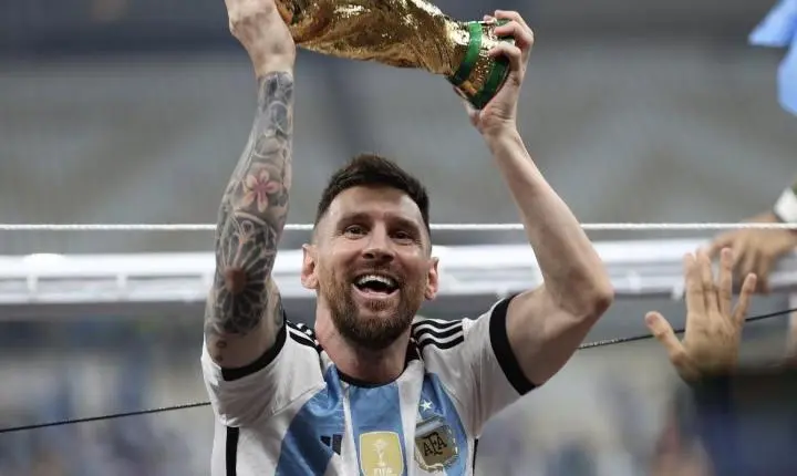 Argentina vira sobre a Inglaterra nos minutos finais e está na grande final da Copa do Mundo de 2026